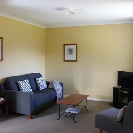 Blue Thistle Cottages Te Anau Exterior foto