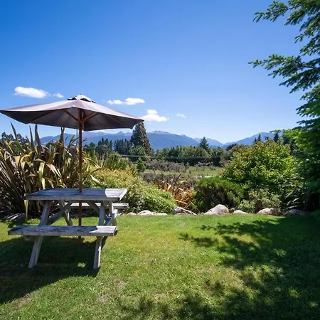 Blue Thistle Cottages Te Anau Exterior foto